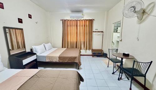 Large Double or Twin Room