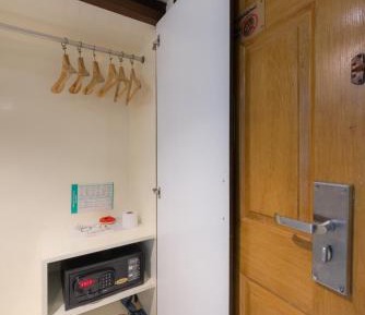Executive Deluxe Triple Room
