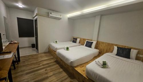 Deluxe Triple Room