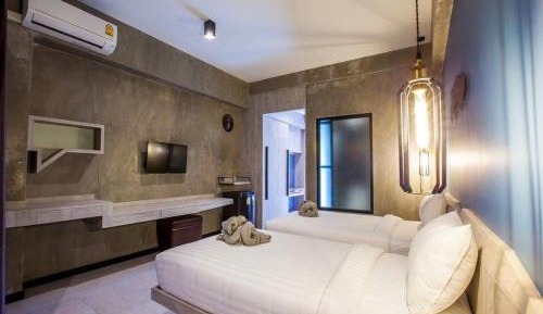 Deluxe Twin Room