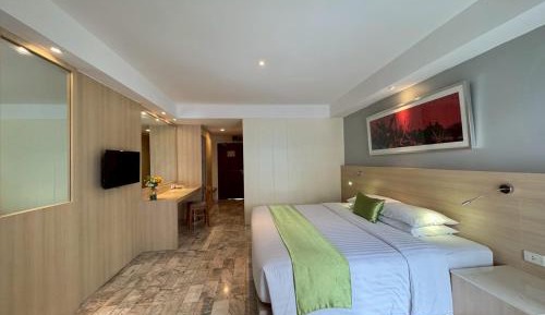 King Room with Pool View