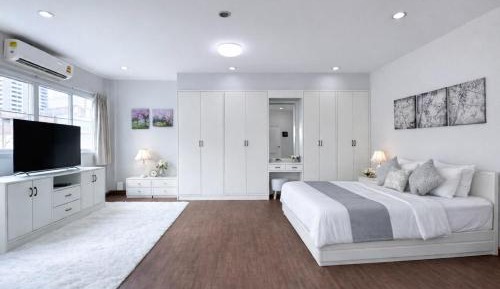 Penthouse Apartment