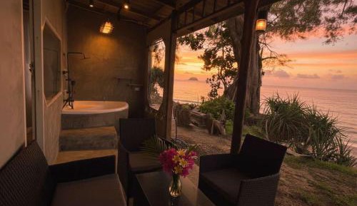 Family Room with Sea View