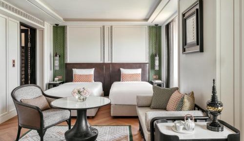 Premium Twin Room with Two Twin Beds and Outdoor Hot Tub - Club Lounge Access