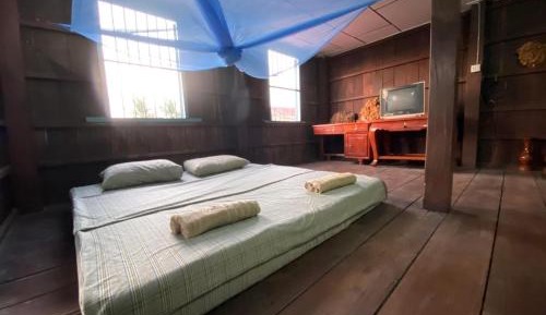 Mixed Dormitory Room