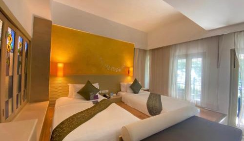 Deluxe Twin Room with Ocean View  