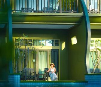 Deluxe Double Room with Pool Access