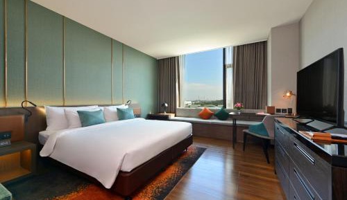 Standard King Room