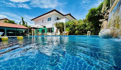 Villa with Private Pool