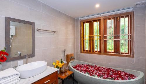 Double Room with Mountain View