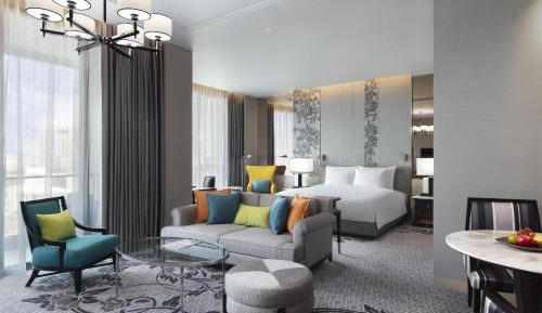 Grand Deluxe King Room