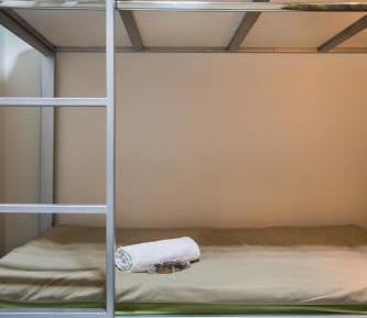 Bunk Bed in Mixed Dormitory Room