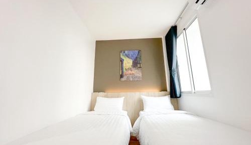 Superior Twin Room
