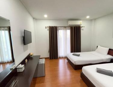 Deluxe Twin Room