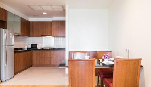 Two-Bedroom Apartment with Balcony (3 Adults) - Non-Smoking