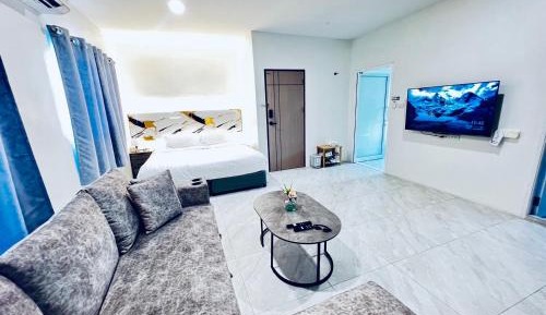 Junior Suite with Balcony