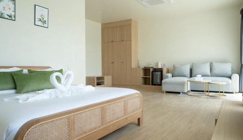 Double Room with Pool View