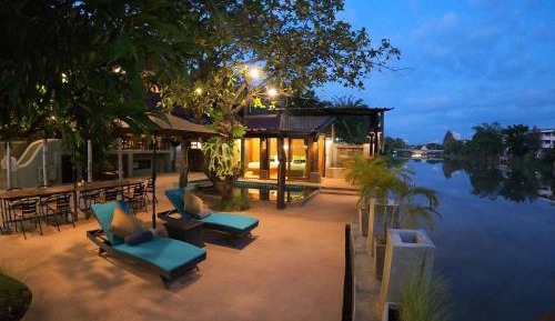 Villa with Private Pool