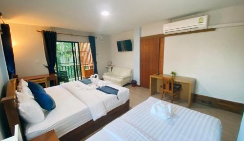 Triple Room with Mountain View