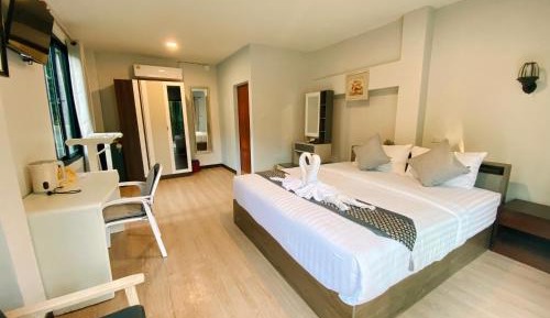Superior King Room