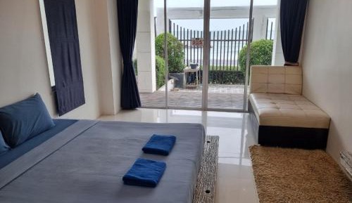 Deluxe Suite with Sea View