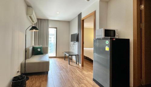 Deluxe Suite with Balcony