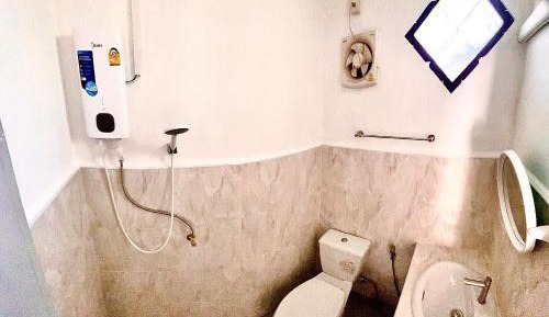 Basic Triple Room