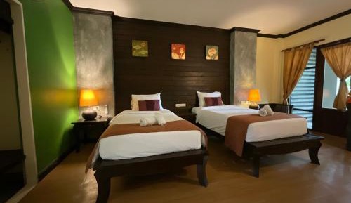 Deluxe Twin Room