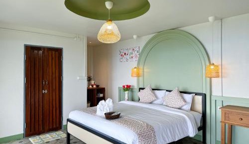 Standard King Room