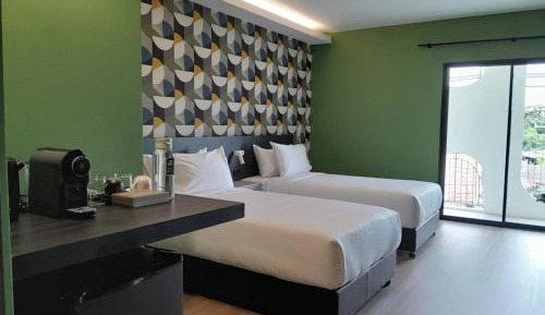 Premier Twin Room