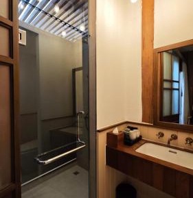 Deluxe Room with Garden View