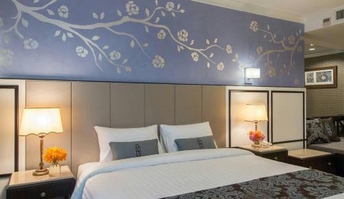 Grand Deluxe King Room