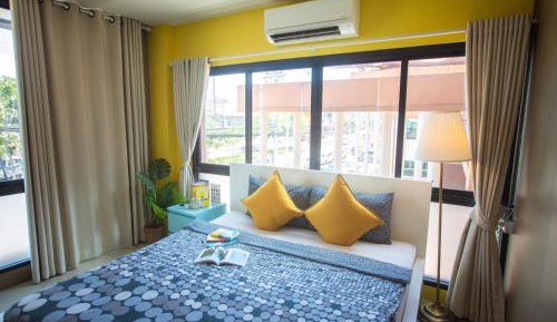 Deluxe King Room