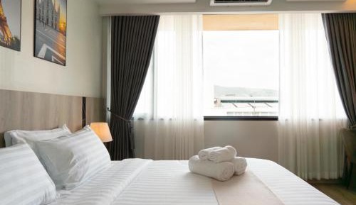 Superior King Room