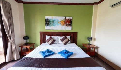 Superior Double Room - Street Side Building