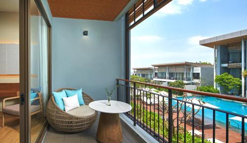 Guest Room with Pool View  