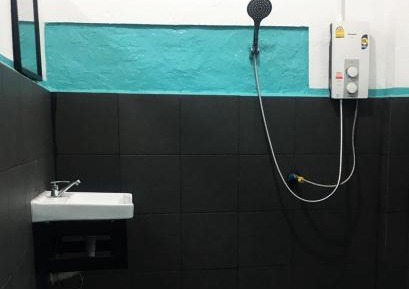 Twin Room with Shared Bathroom