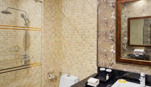 Royal Suite Double Room with Balcony 