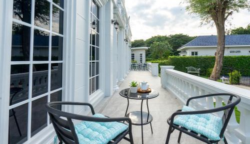 Deluxe Double Room with Balcony