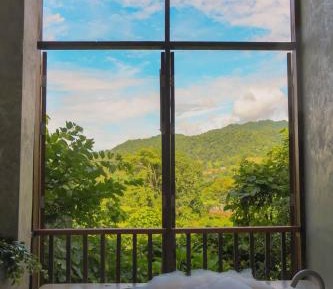 Mountain View Suite with Jacuzzi