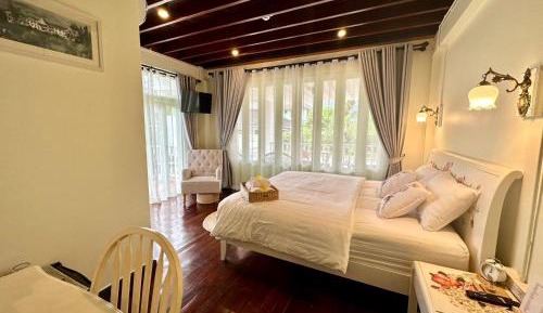 King Room with Garden View