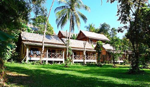 Private Family Bungalow with Garden View