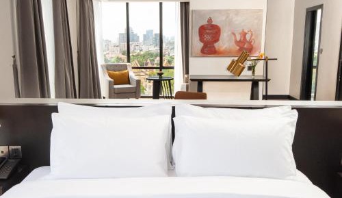 Glow Park Suite