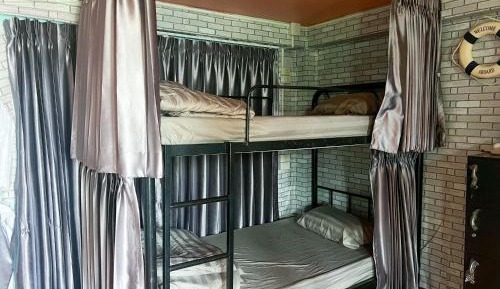 4-Bed Mixed Dormitory Room