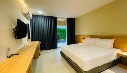 Standard King Room