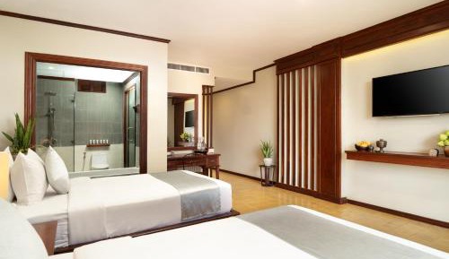 Deluxe Twin Room with Balcony + Free Workspace+ Afternoon Tea +Tree planting