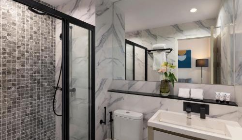 One Bedroom Executive Corner King