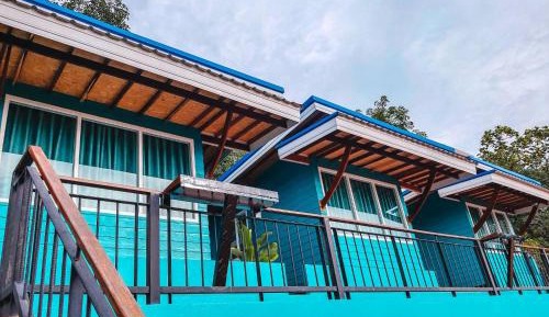 Bungalow with Fan
