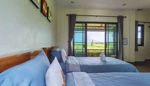 Twin Room with Mountain View