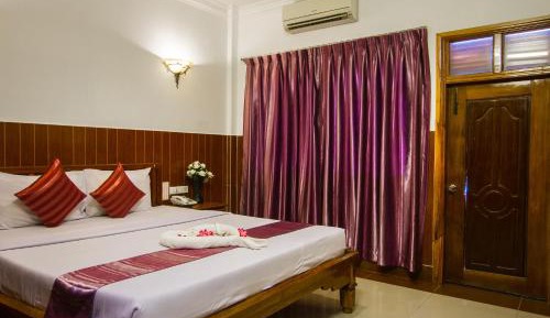 Double Room with Air-Conditioning